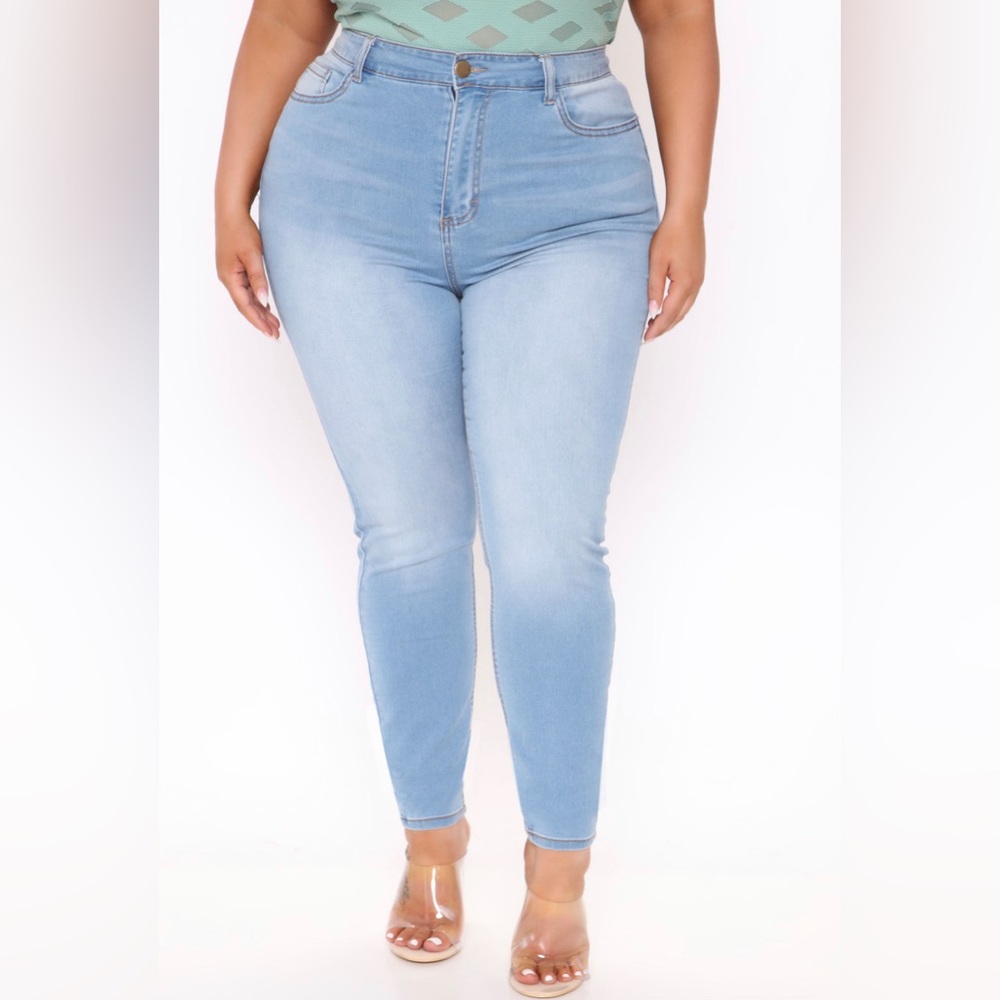 Alexa High Rise Skinny Jeans - Picture 2 of 5